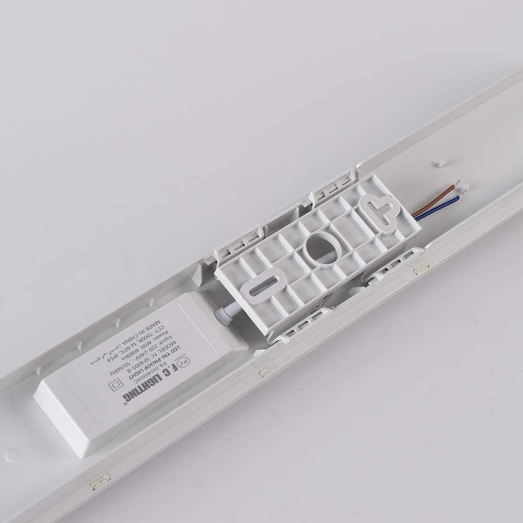 Pantalla estanca LED Luminaries lineal enlazable exterior 60cm 30W IP65 6000K 