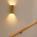 Aplique de Pared: Luz Dual Arriba y Abajo, Aluminio Negro, 2 Casquillos GU10, bombillas no incluidas "DUO" efecto madera