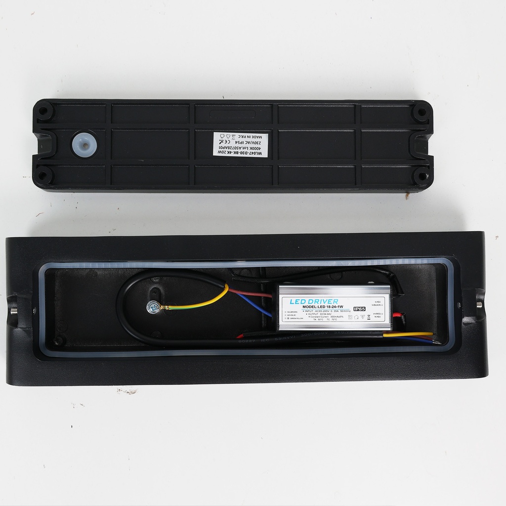 Aplique de Pared Exterior/Interior LED 20W Aluminio Rectangular Iluminación Arriba y Abajo 300mm IP54"SAFATA" Negro