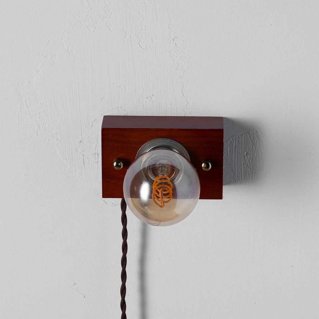 Aplique de madera rectangurar para pared con cable trenzada y enchufe, estilo retro, E27 “KAMA”