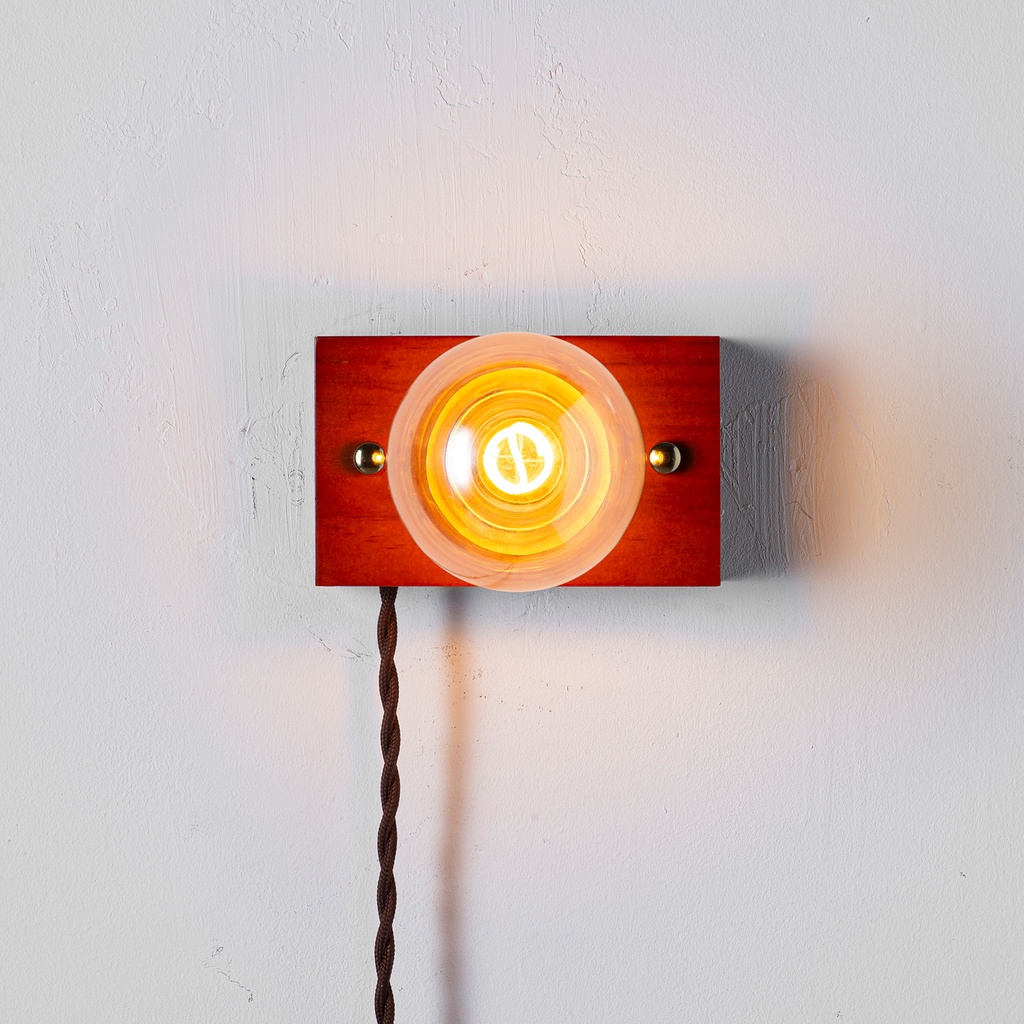 Aplique de madera rectangurar para pared con cable trenzada y enchufe, estilo retro, E27 “KAMA”