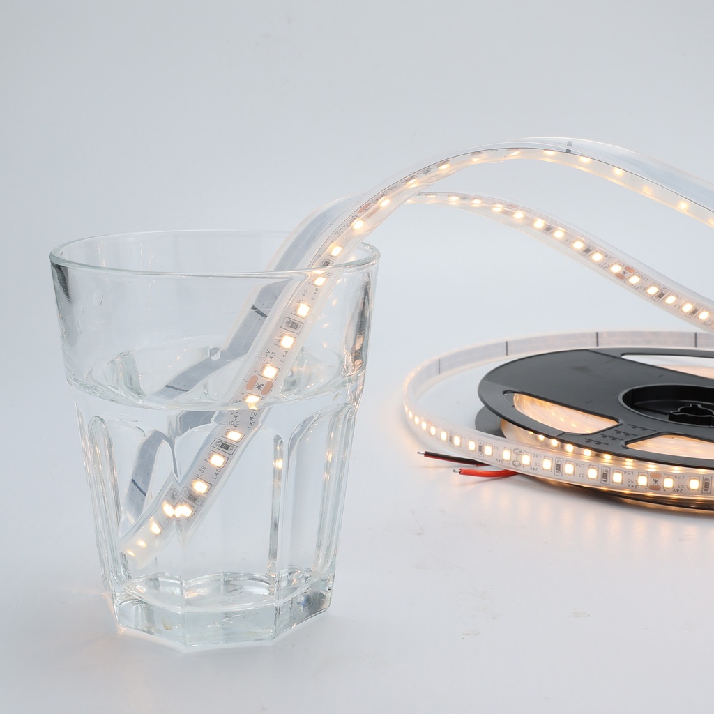 TIRA LED 24V DC-10W/metro-Ancho 8mm monocolor-120 chips/metro-SMD2835-IP65-110lm/W-Corte cada 5cm-5metros