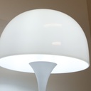 Lámpara de Mesa Moderna con 3 Luces, Pantalla de Vidrio Blanco y Base Metálica, Ideal para Dormitorio, Sala y Oficina "MEDUSA" G9*3