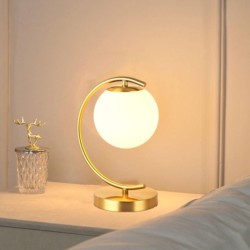 [T030-GD] Lampada da tavolo "YLSA" - Globo in vetro opalino e base dorata, ideale per camera da letto, ufficio e hotel - E27